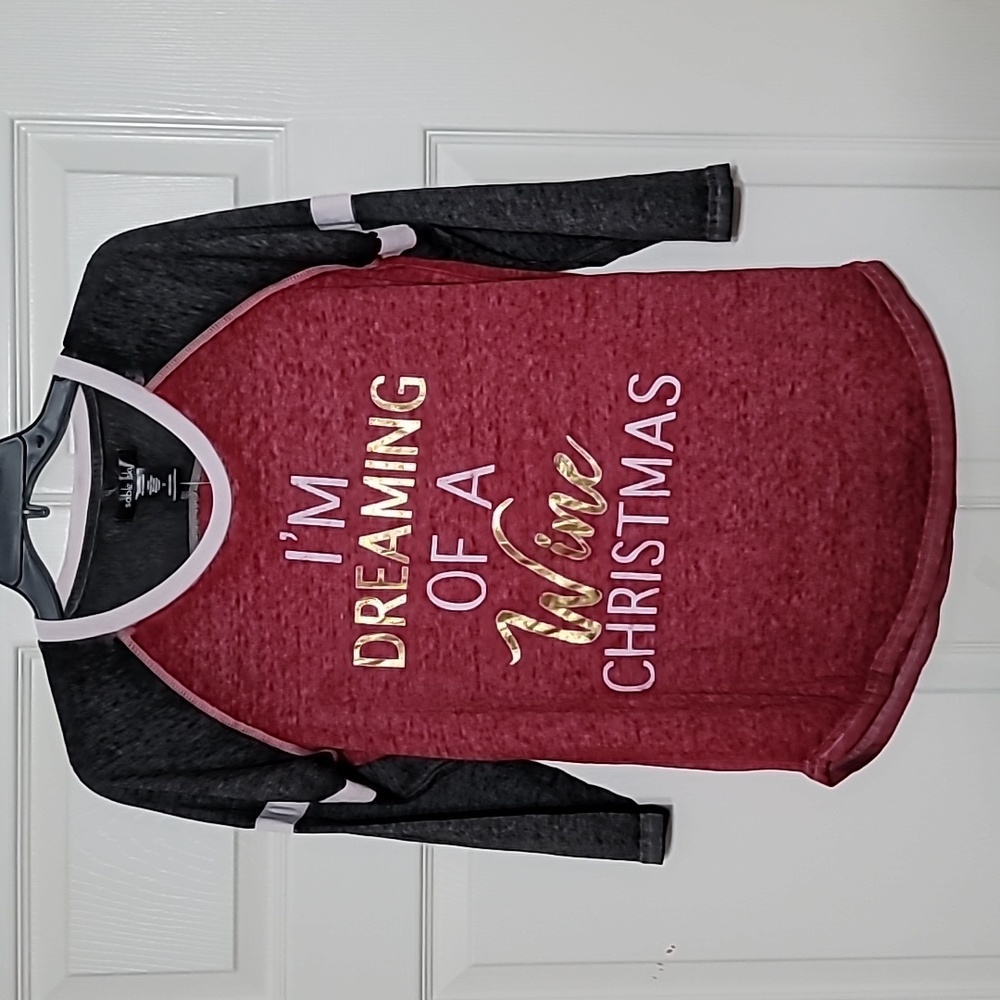Sable Sky "I'm Dreaming Of A Wine Christmas Shirt Size S